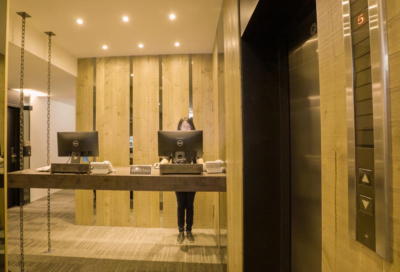 O2 Hotel Taipei Main Station Экстерьер фото