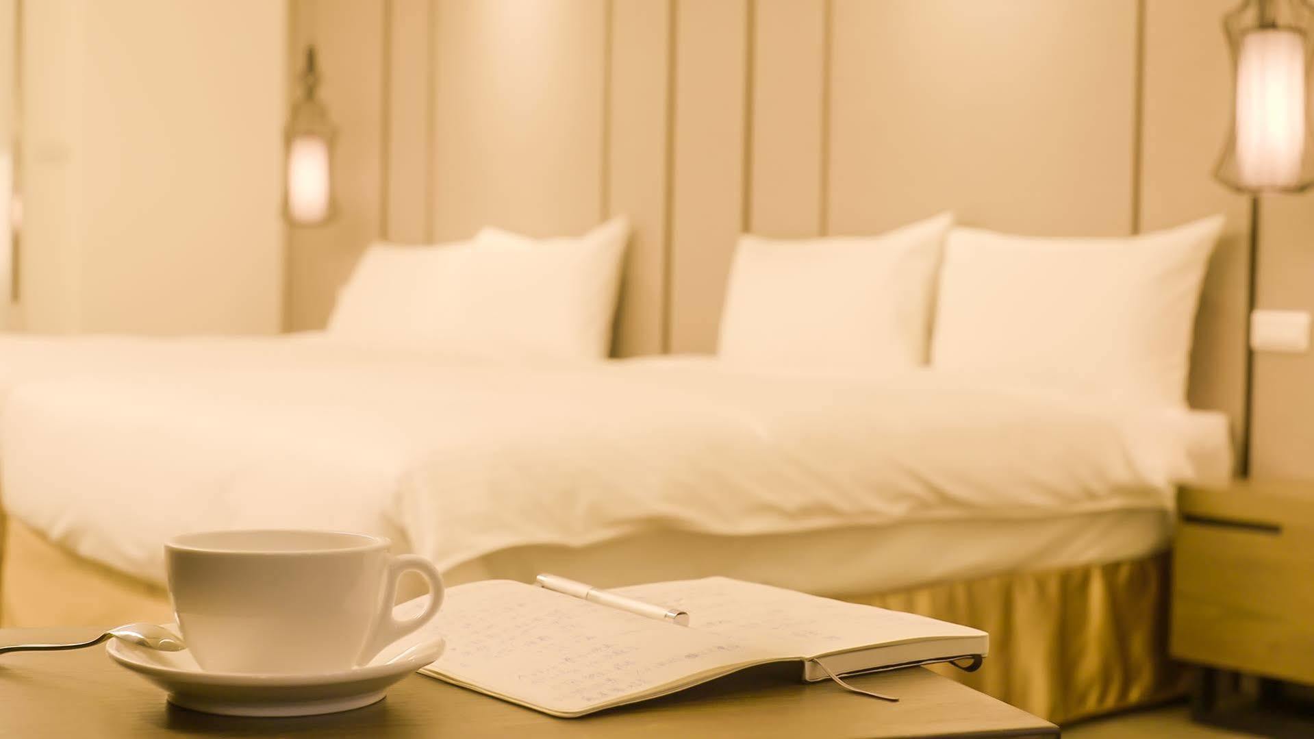 O2 Hotel Taipei Main Station Экстерьер фото