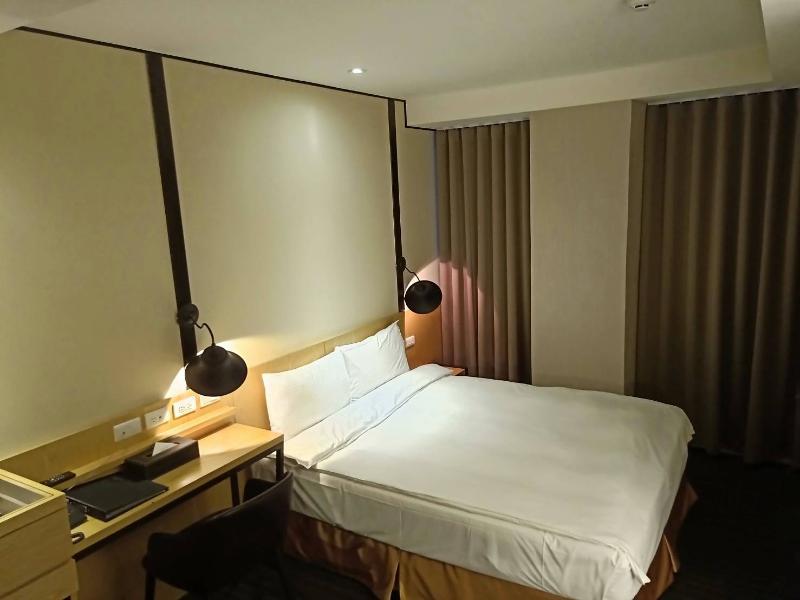 O2 Hotel Taipei Main Station Экстерьер фото